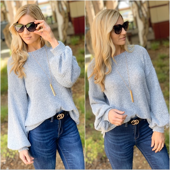✨LAST ONE✨Gray puff sleeve sweater tunic - Picture 2 of 7